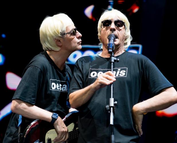 Boom di presenze per il concerto degli Oesais a Bari: tutto esaurito al PalaFlorio