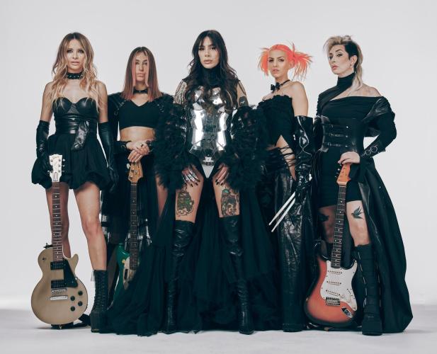 &laquo;Resta con me&raquo;, a Sanremo il grido di libert&agrave; delle Bambole di Pezza: &laquo;Uniti possiamo ancora cambiare le cose&raquo;