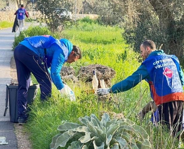 Francavilla Fontana, oltre cinque quintali di rifiuti rimossi nell&rsquo;agro della Tredicina