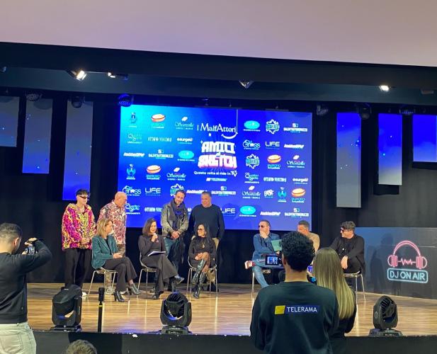 &laquo;Amici di Sketch&raquo;, cabaret e musica live dal Salento in prima serata su Telerama