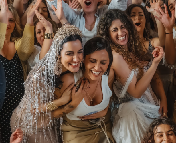 &laquo;Al mio Paese&raquo;: l'energia di Serena Brancale incontra Levante e Delia in un inno al Sud e alle radici di &laquo;casa&raquo;