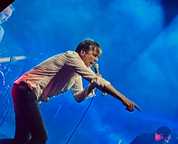 I Suede stoici e travolgenti conquistano il pubblico italiano: il ritorno del Britpop &egrave; trionfale (anche se &egrave; sempre rimasto qui)