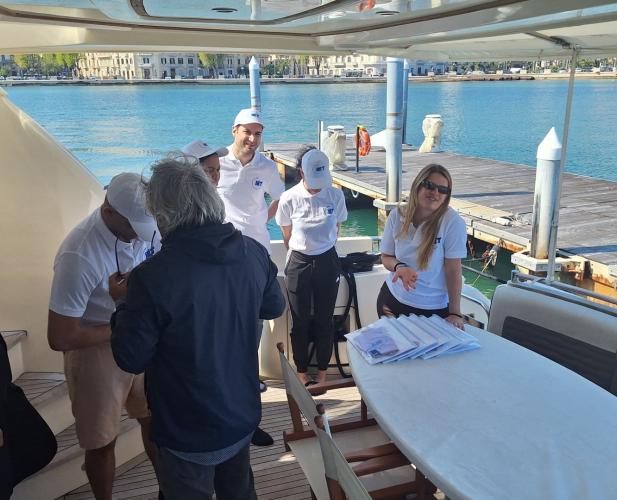 Bari, tre giorni di formazione su yacht per studenti aspiranti hostess e steward di bordo