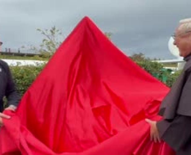 Svelata la statua di San Francesco al Padiglione Italia di Expo. L'anno prossimo il 4 ottobre sarà festa nazionale