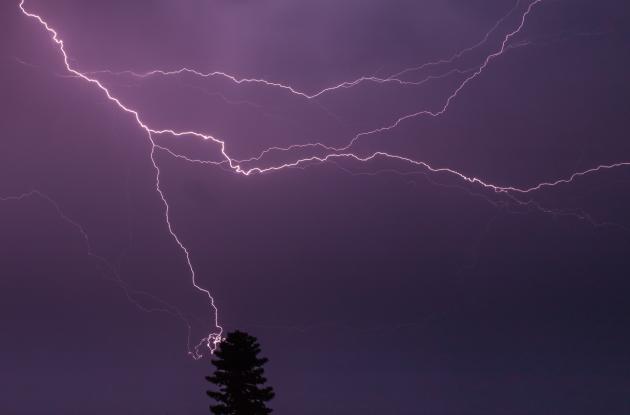 Allerta arancione sulla Puglia centrale Adriatica e il Salento Allerta arancione sulla Puglia centrale Adriatica e il Salento