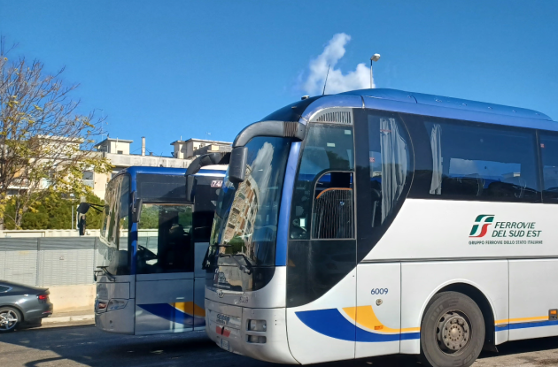 Sud-Est, dopo una settimana di protesta vincono i lavoratori: stop ai nuovi turni Sud-Est, dopo una settimana di protesta vincono i lavoratori: stop ai nuovi turni