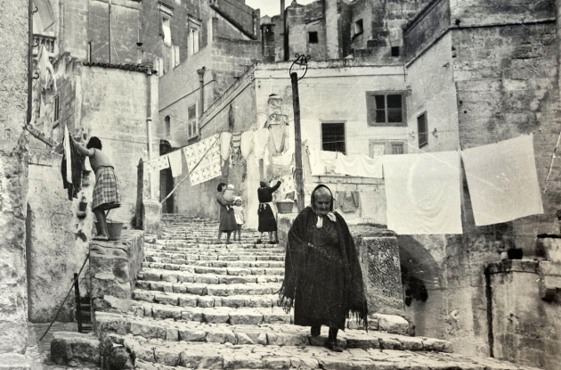 La Matera «ritrovata»: la mostra all'Archivio di Stato con gli scatti di A.T.E.R, Genovese e collezione De Ruggieri