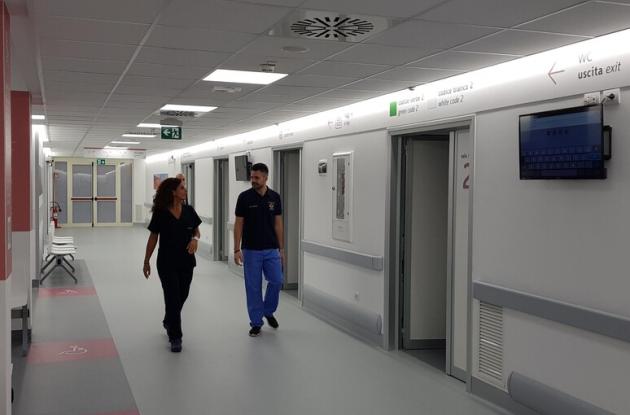 Sanità, pubblicato il bando per 1000 infermieri e 1000 OSS in Puglia: ecco come candidarsi Sanità, pubblicato il bando per 1000 infermieri e 1000 OSS in Puglia: ecco come candidarsi