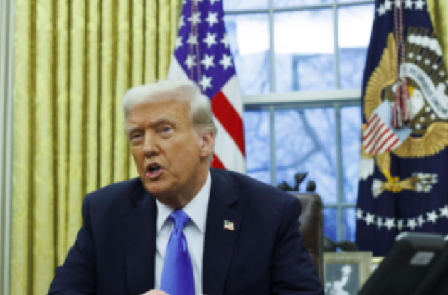 Trump, ultimo avvertimento all'Iran: riaprire lo Stretto di Hormuz, altrimenti si «scatenerà l'inferno» Trump, ultimo avvertimento all'Iran: riaprire lo Stretto di Hormuz, altrimenti si «scatenerà l'inferno»