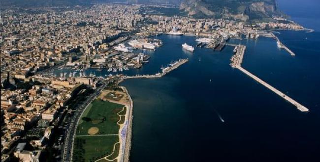 Da Napoli a Palermo il tempo fuso in acqua