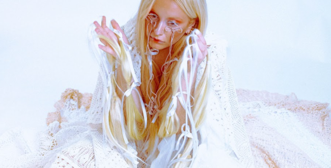 «FreddissiMAlinconia», con Artefatta linguaggio ed elettronica si fondono