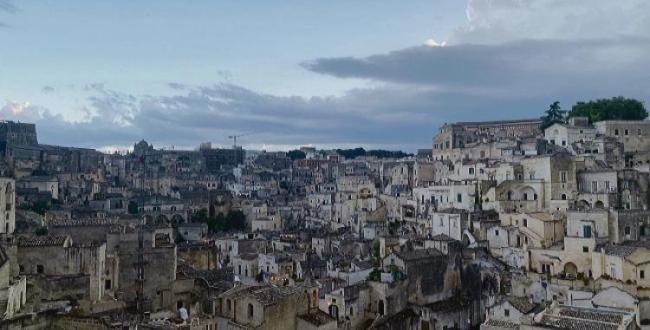 I centri per la creativit&agrave; per trattenere i giovani. A Matera oltre la retorica della restanza