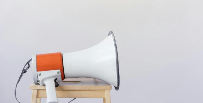 Il linguaggio bellico sta annientando la civilt&agrave; verbale