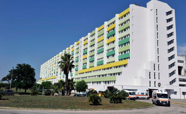 Brindisi, 99enne cade e si frattura un femore: operata all'ospedale Perrino e gi&agrave; tornata a casa