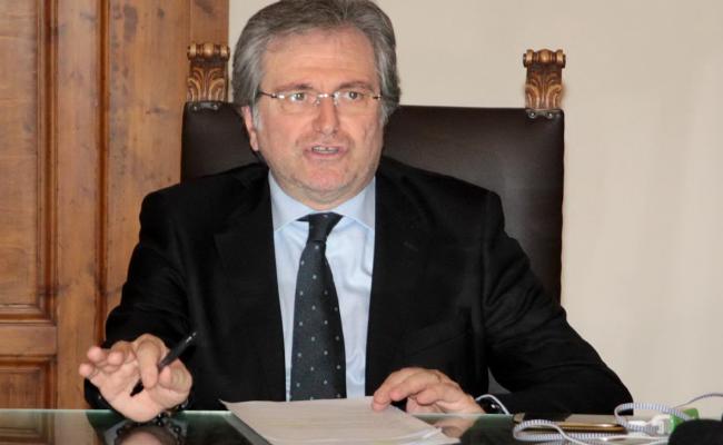 Appalto rifiuti a Sava e lavori urgenti, assolti in appello Tamburrano e l'imprenditore Lonoce