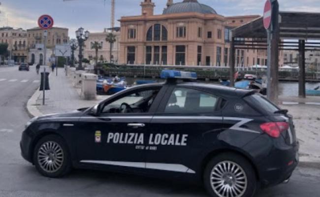 Bari, si pubblicizzava come B&B a conduzione familiare ma sul portale della Regione aveva codice di campeggio