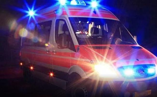Tragedia a Bari, perde il controllo dell’auto e si schianta contro lo spartitraffico: morto 50enne