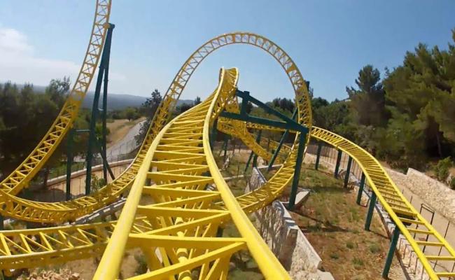 Fasano, scontro tra due giostre allo Zoo Safari: feriti due ragazzi