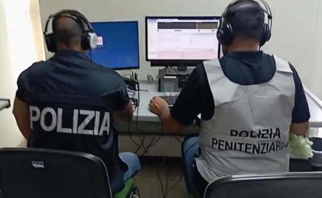 Droga dentro e fuori dal carcere, con microtelefoni e Postepay: a Taranto 25 arresti