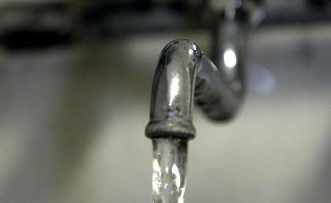 «Puglia in emergenza idrica», scatta il piano della Regione: «Priorità assoluta all'uso potabile»