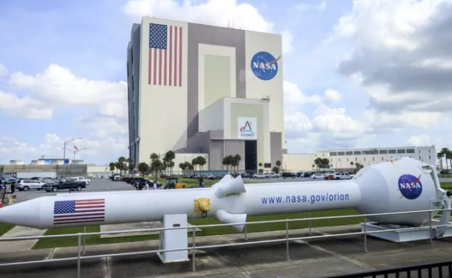 Dal piccolo borgo di Colobraro allo spazio infinito: la firma lucana dietro l’iconico logo della Nasa