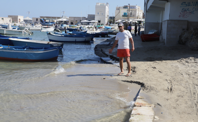 Torre a Mare, il porto è a secco: pescatori al collasso