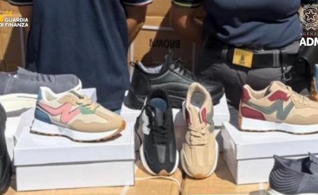 Marchi di lusso… ma falsi: 24 mila scarpe tarocche sequestrate a Bari
