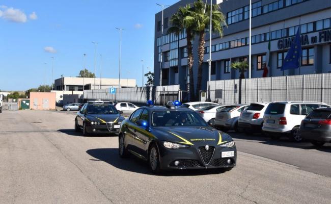 Taranto, cos&igrave; il clan Cesario otteneva la gestione dei box al Me.Ta.: il boss &laquo;padrone&raquo; di frutta e birre