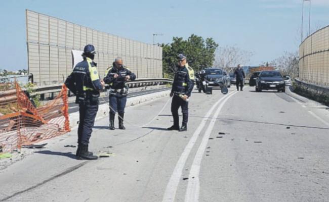Bari, auto contro moto nel quartiere San Paolo: morto un centauro 58enne