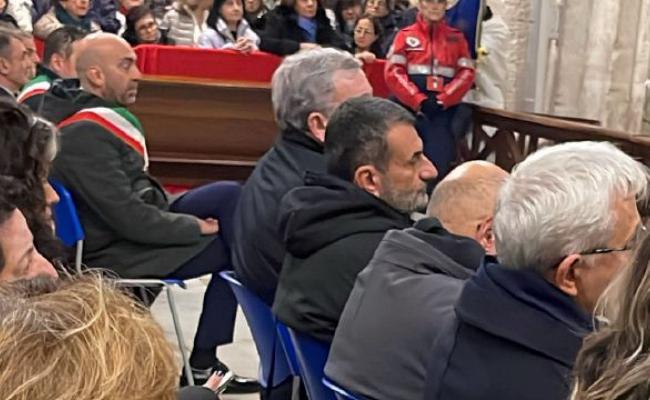 Regione Puglia, Decaro studia il toto-giunta e il trasloco sul Lungomare