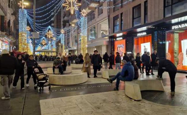 Baby gang in azione a Bari, botte a 14enni in via Sparano: le 3 vittime si sono rifugiate in un bar di via Davanzati