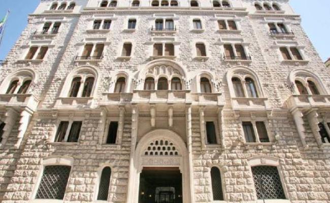 Acquedotto Pugliese, la scure della Corte dei conti: &laquo;Troppe spese tra stipendi d'oro e auto blu ai dirigenti&raquo;