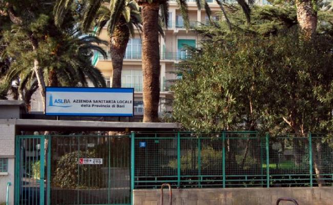 La ginecologa sbaglia l'ecografia, bimba nasce senza braccio. &laquo;Nessun risarcimento ai genitori per non aver potuto abortire&raquo;