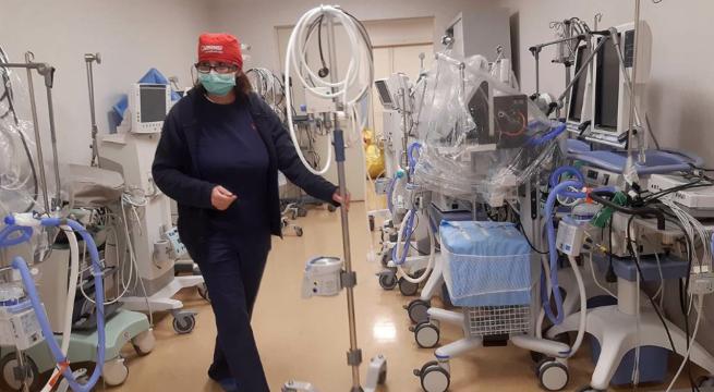 Contagi in Puglia: piano ospedali per una seconda ondata, altri 260 posti di intensiva Contagi in Puglia: piano ospedali per una seconda ondata, altri 260 posti di intensiva