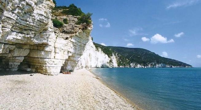 Ricostruire l'Italia ma con il Sud: ecco il documento