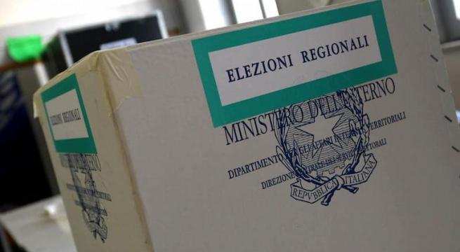 Regionali Puglia, per l’Antimafia 3 candidati «impresentabili»: 2 appoggiano Emiliano