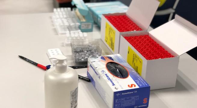 Bari, Covid variante inglese: un test antigenico positivo su 74 passeggeri rientratati dalla Gb