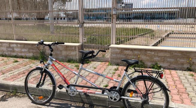 Sdegno a Foggia, rubano tandem dell’Unione Ciechi e Ipovedenti: «Così ci tolgono la libertà»