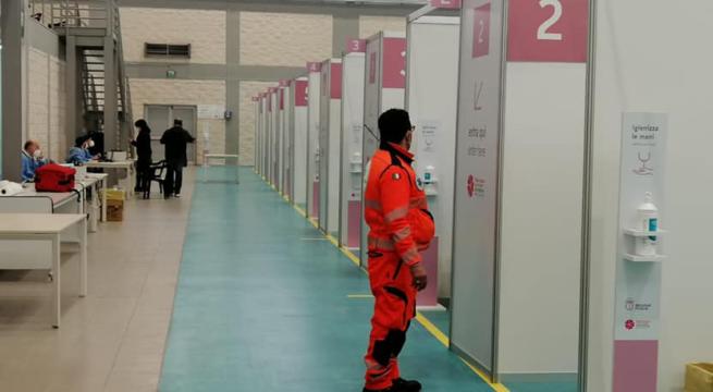 Astrazeneca, a Bari si può anticipare la seconda dose