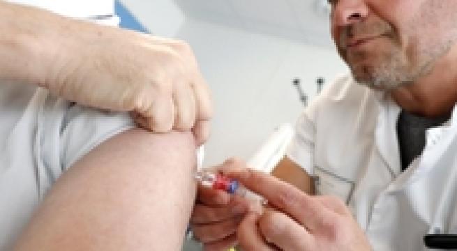 Vaccino anti Covid in Puglia, è corsa alle adesioni: oltre 9mila i sanitari in lista