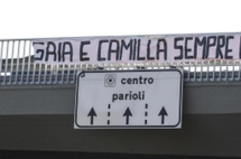 Morte a Roma: Osservatore, stampa voyeur