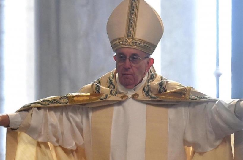 Il Papa: anteporremisericordia a giudizio