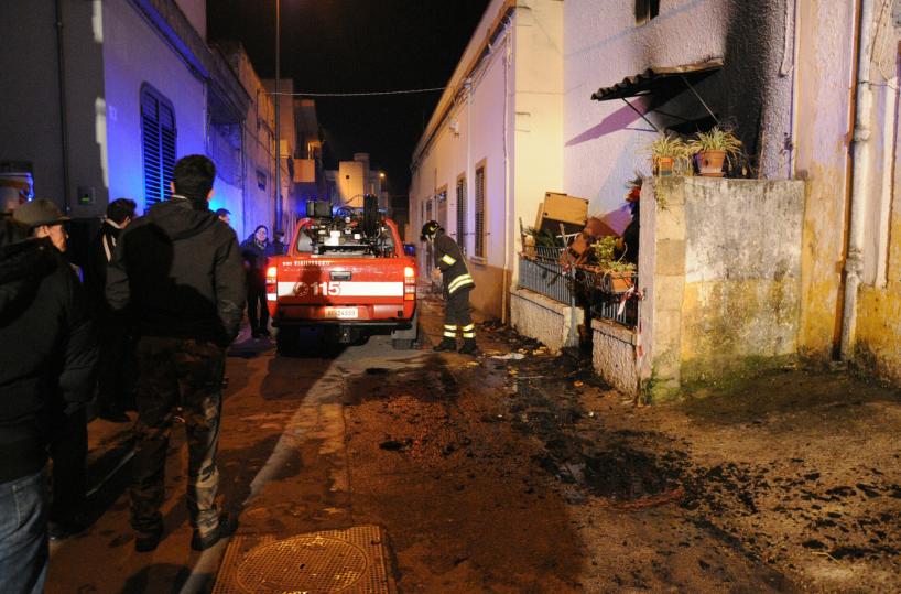 Lite in famiglia a Taurisano casa di nuovo in fiamme