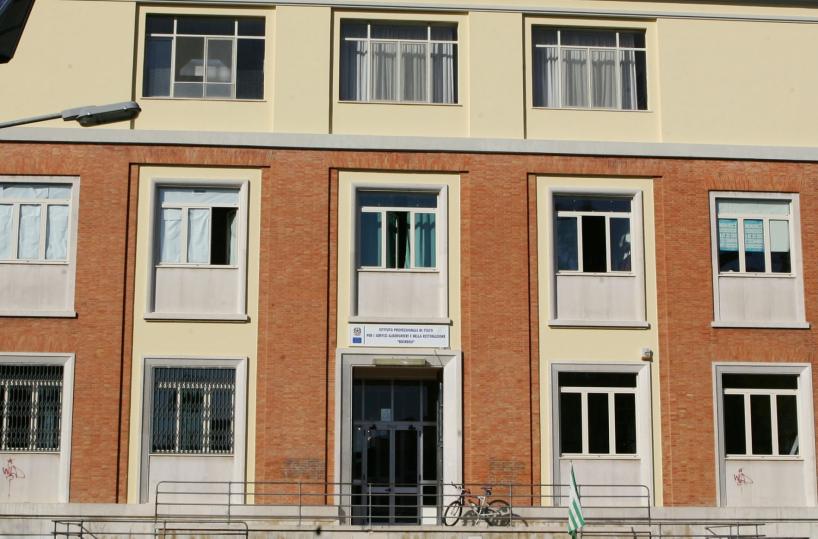 scuola pertini brindisi