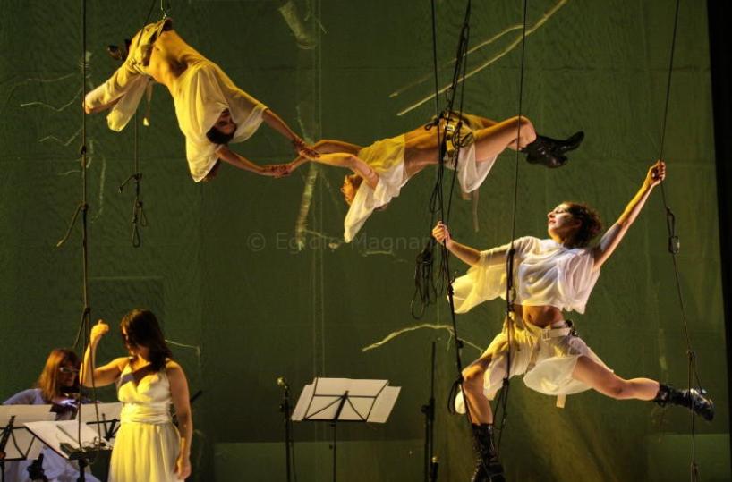 Festa San Nicola, danza aereaprecederà corteo della Caravelladanza aree