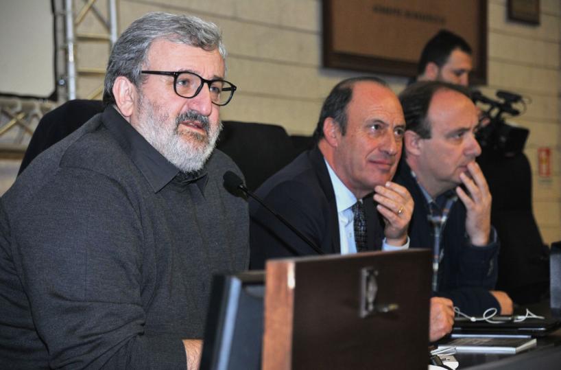 Michele Emiliano governatore Regione Puglia