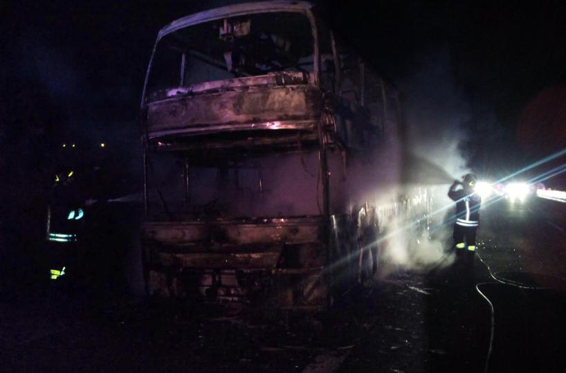 pullman in fiamme