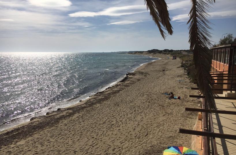 spiaggia a lizzano