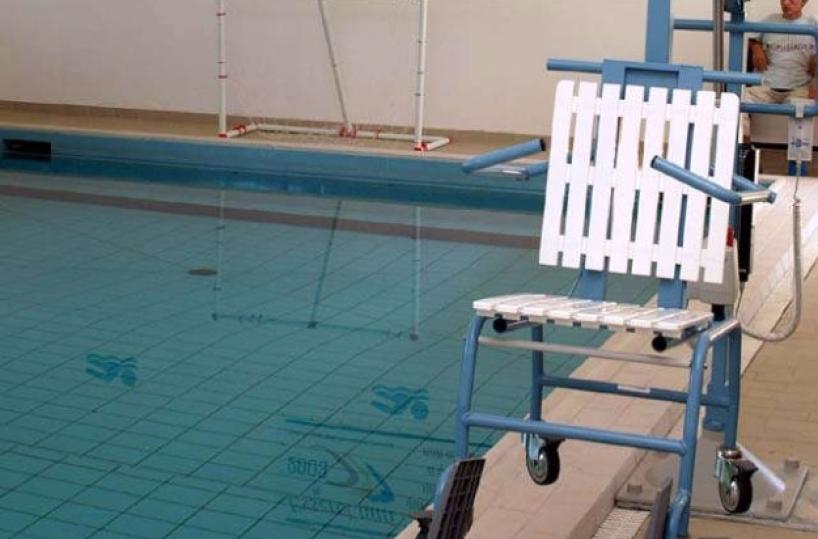 piscina disabili