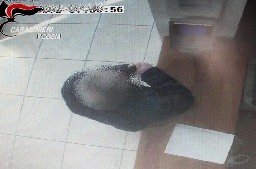 Assenteismo a FoggiaArrestati non rispondono